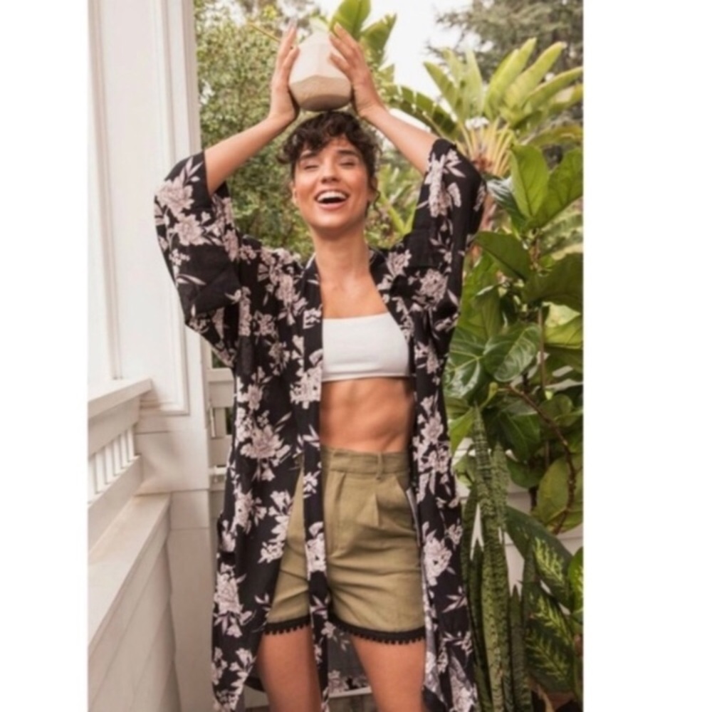Spiritual Gangster Maya Kimono Floral Black OS